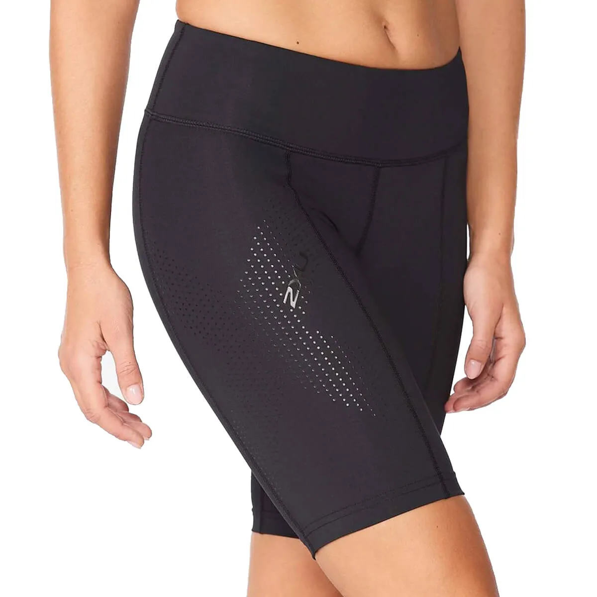 2XU Motion Mid-Rise Compression Shorts Womens | Black/dotted Black Logo