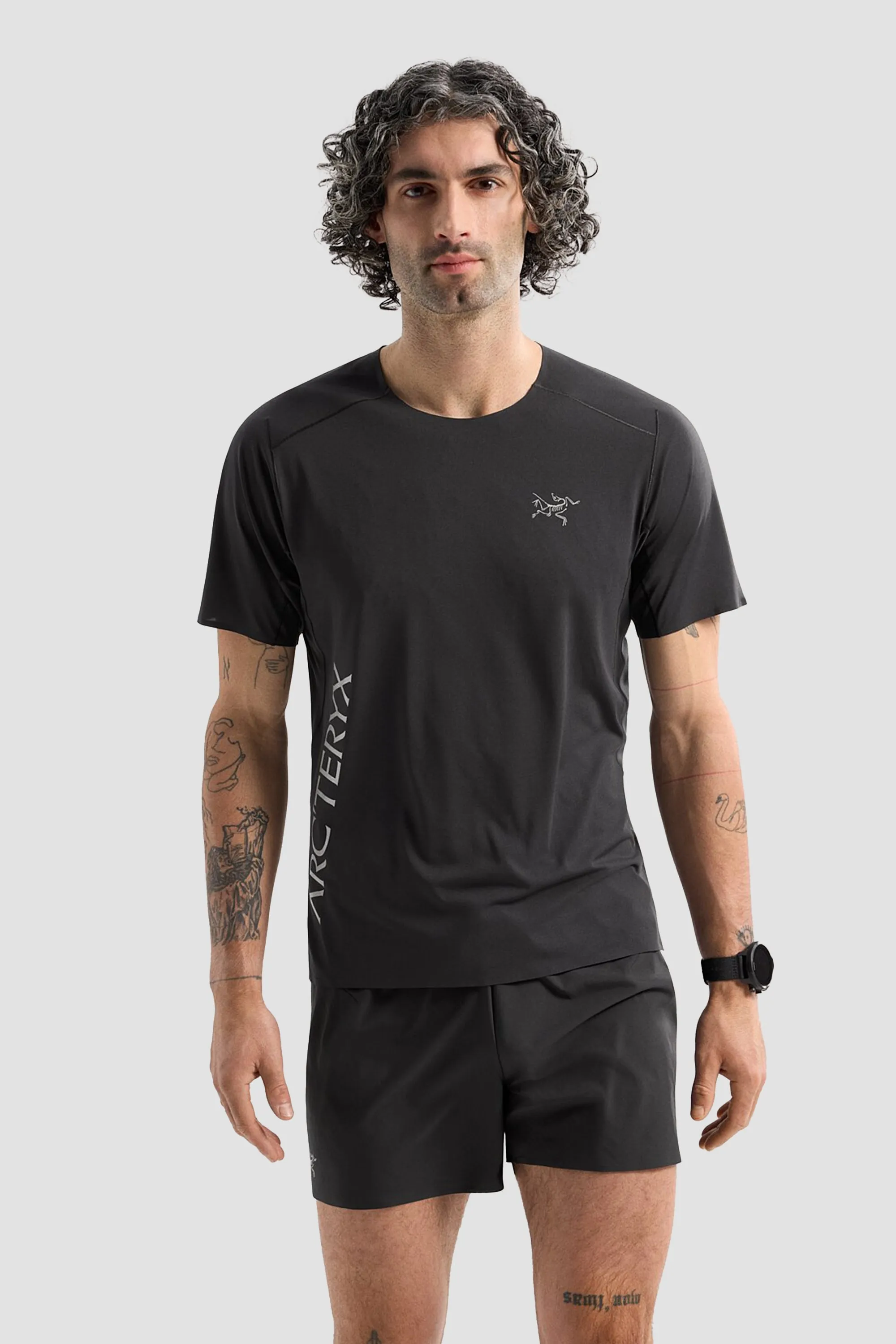 Arc'teryx Men's Norvan DW Logo SS in Black