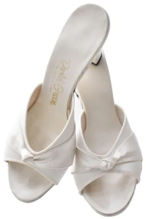 Daniel Green Vintage Ivory Satin Hostess Slippers Wedding Shoes 8 M