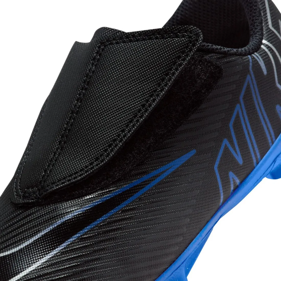 Jr Vapor 15 Club Mg Soccer Shoes