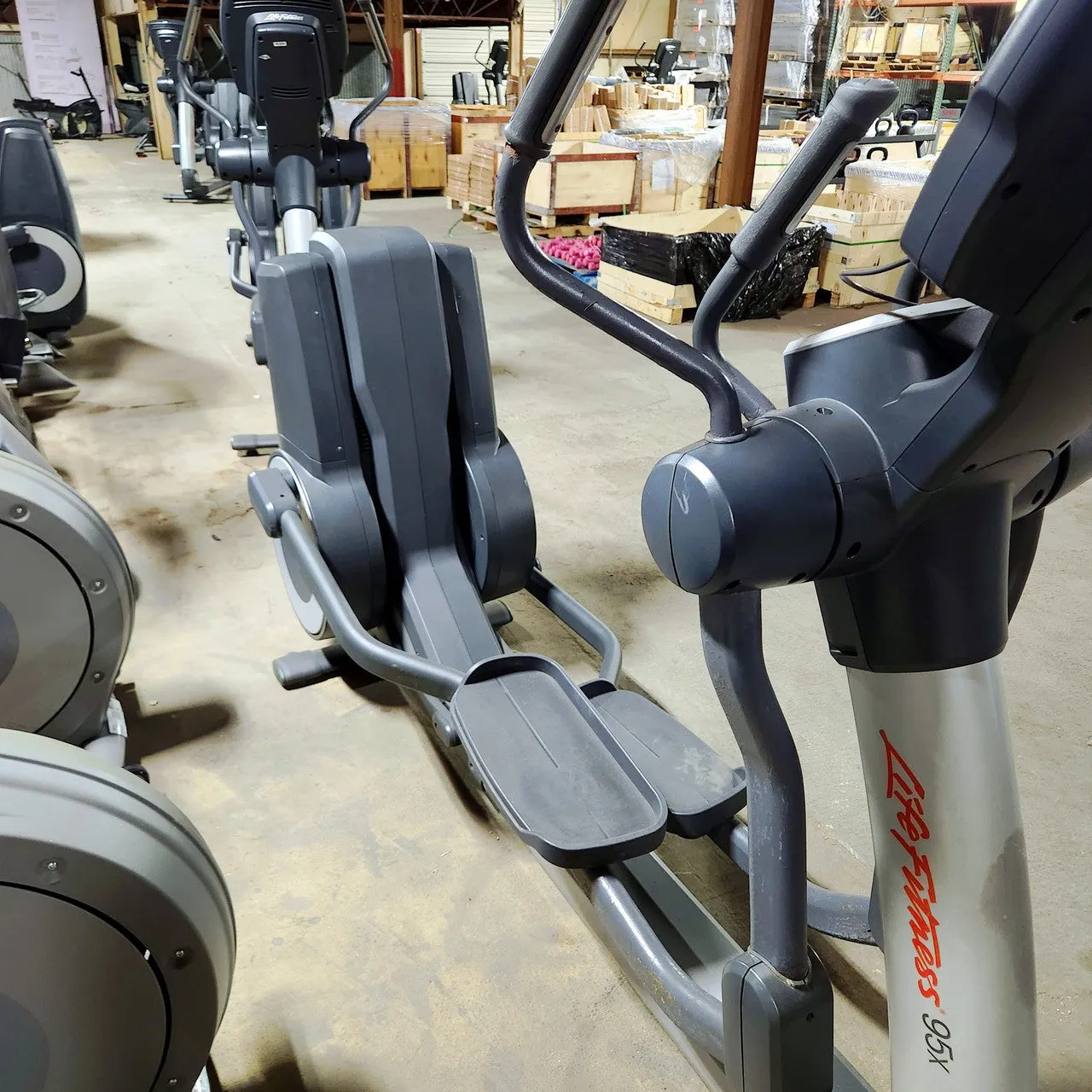 Life Fitness 95X Elliptical with Inspire Console