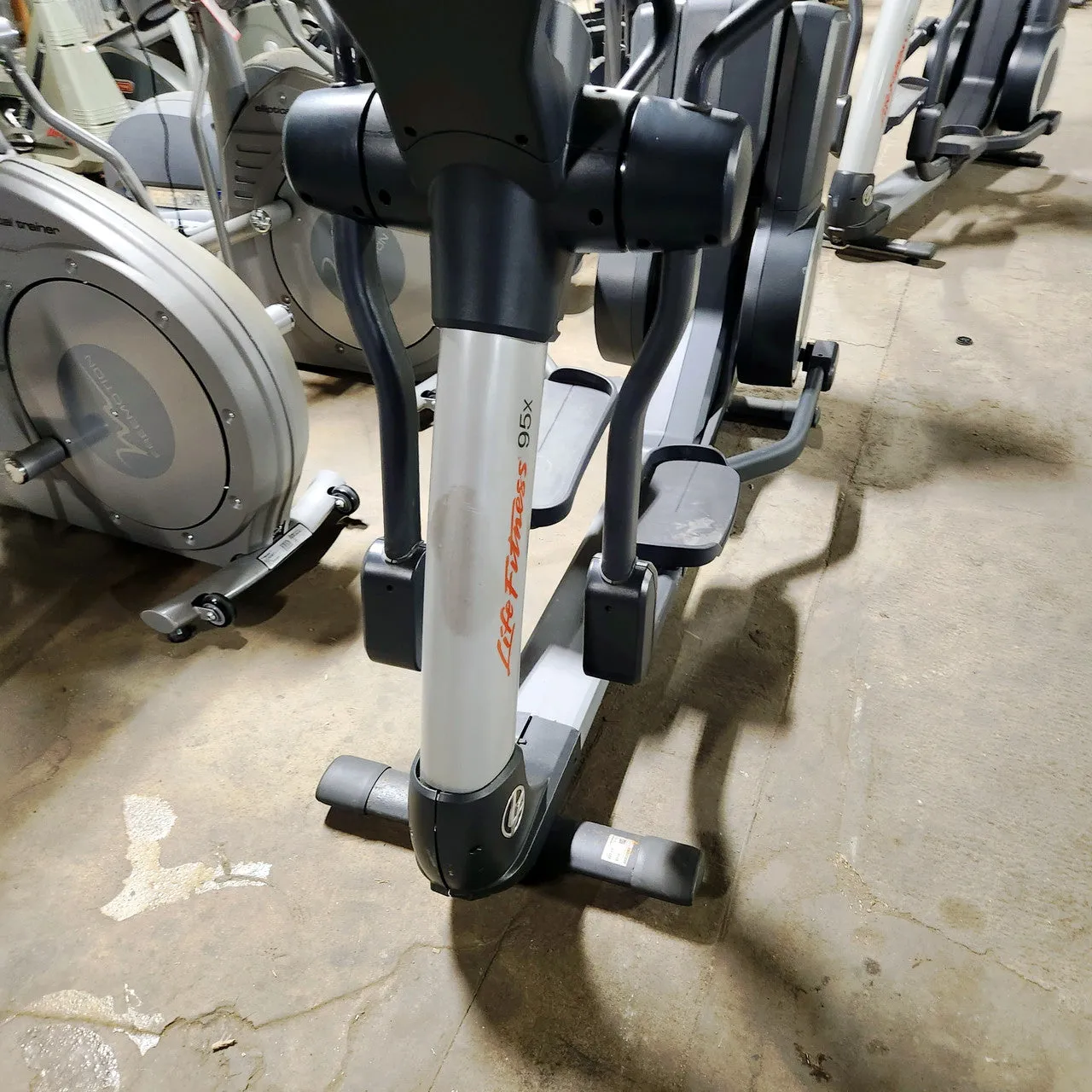 Life Fitness 95X Elliptical with Inspire Console