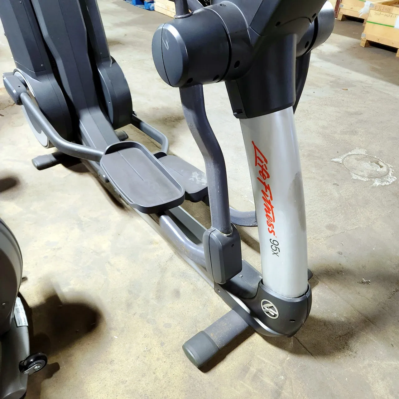 Life Fitness 95X Elliptical with Inspire Console