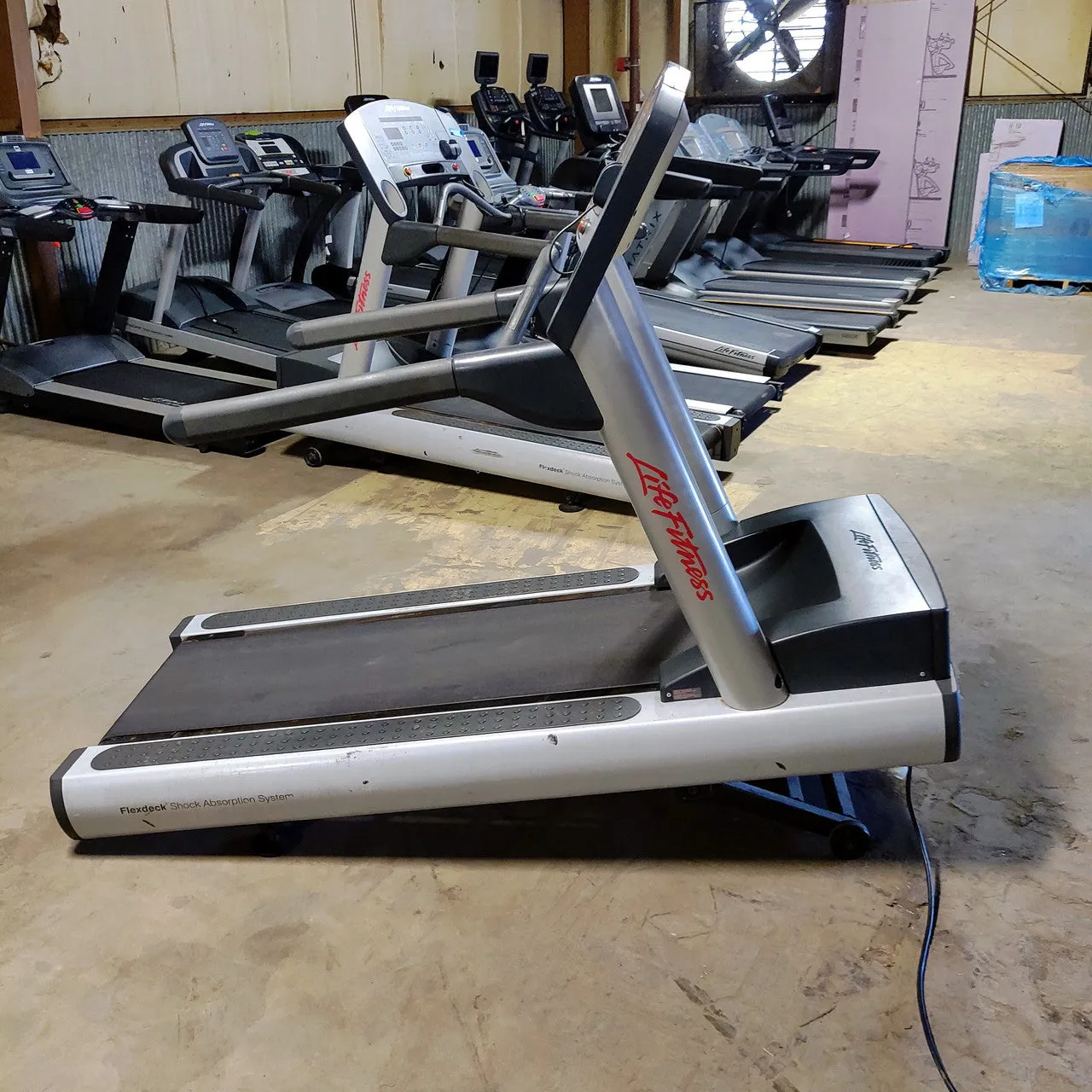 Life Fitness CLST Treadmill