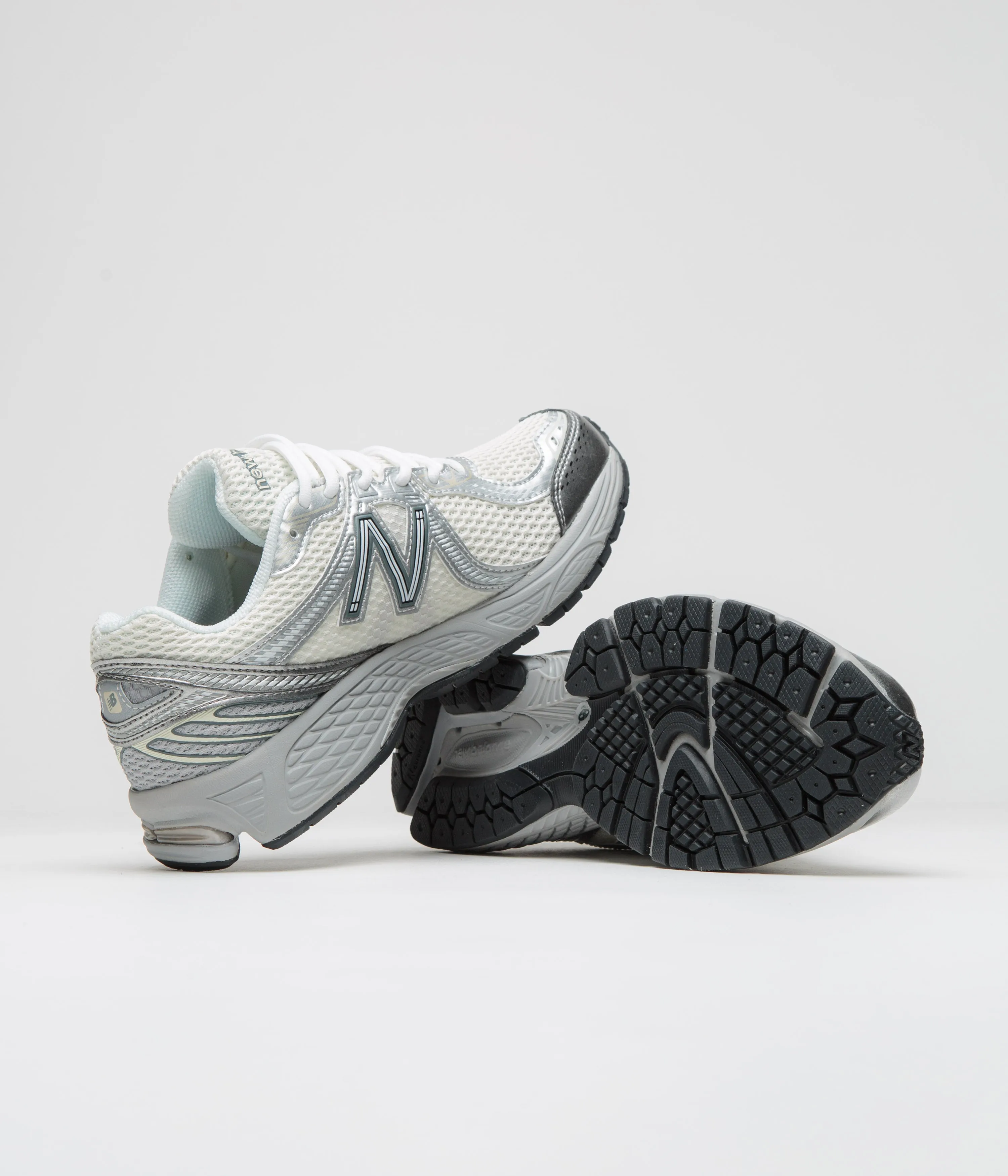 New Balance 860 Shoes - Sea Salt / Harbor Grey