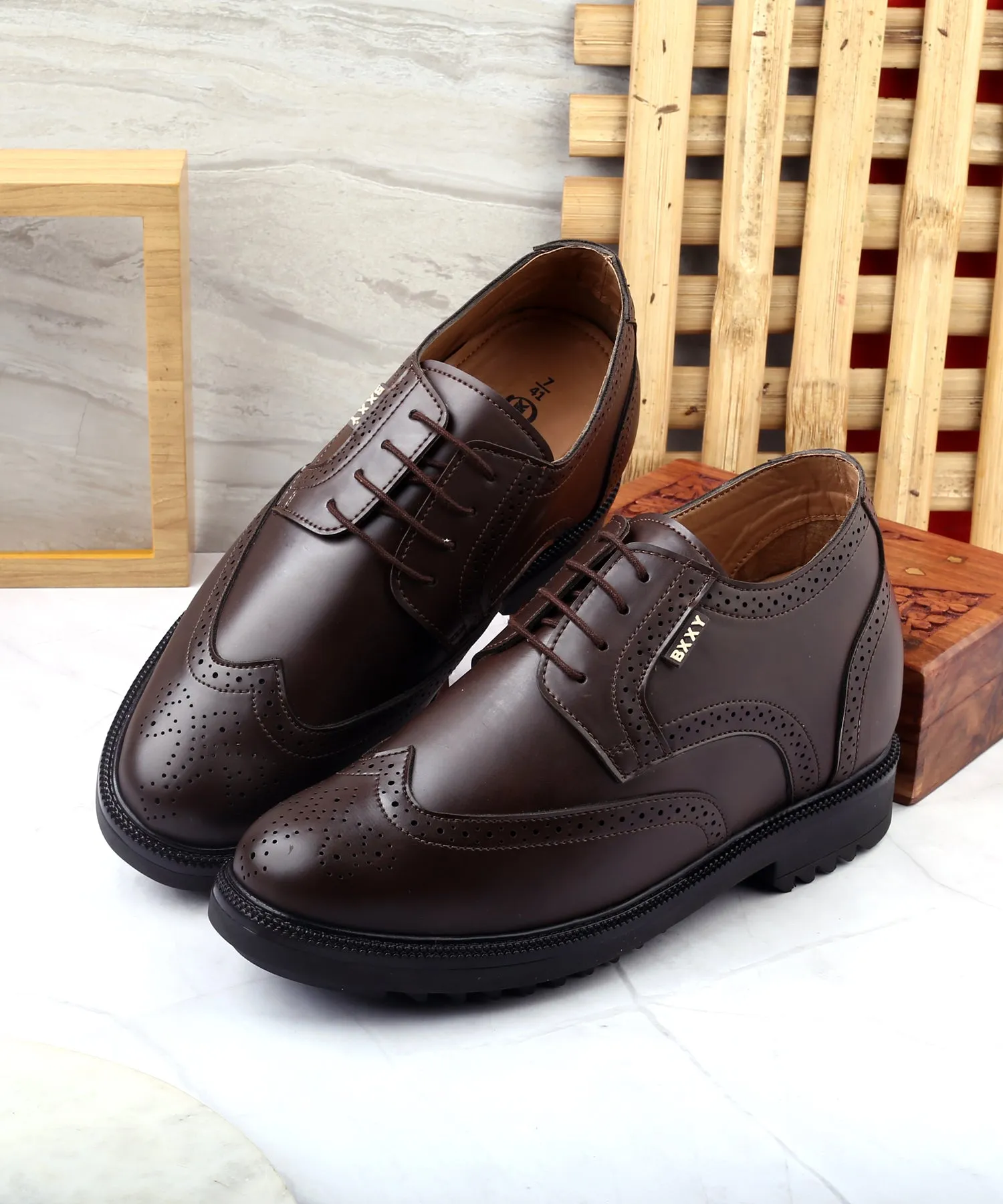 New Stylish Men's 3.5 inch Hidden Height Increasing Luxe Brogue Lace-up Shoes