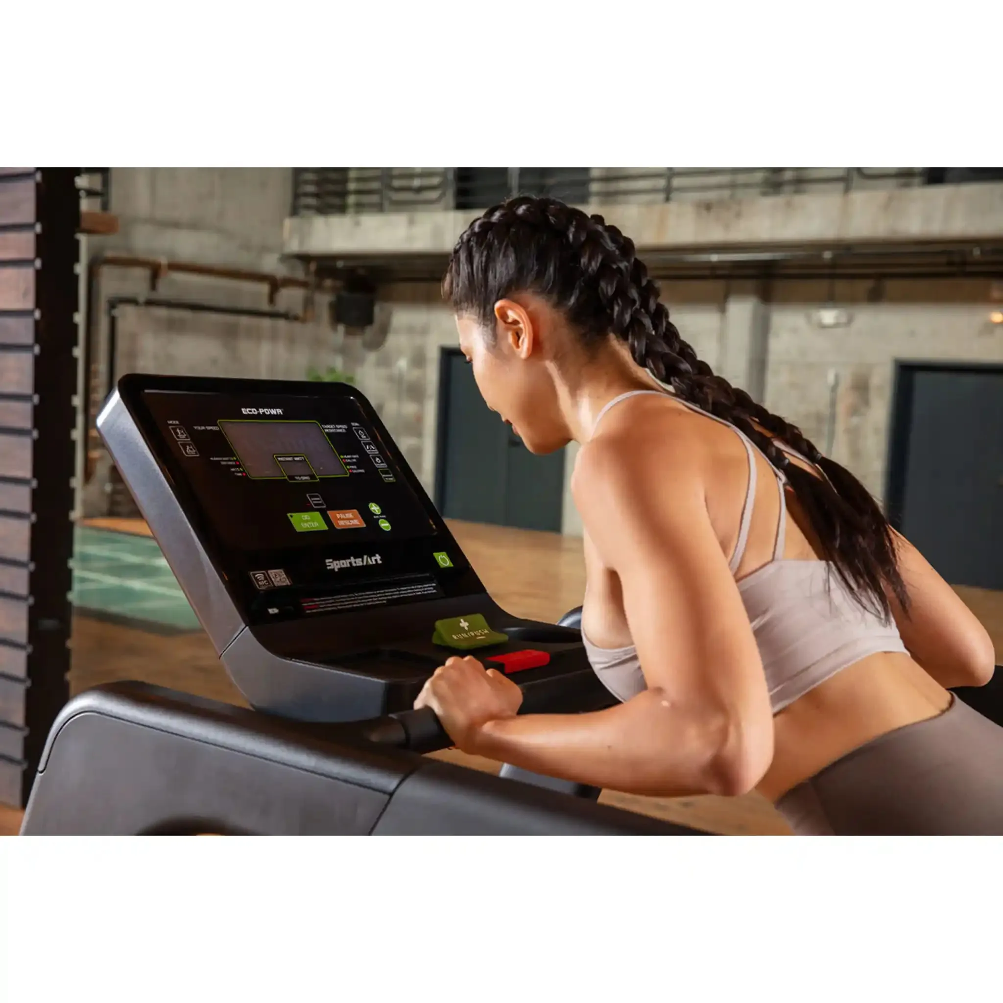 SportsArt G660 Eco-Power Treadmill