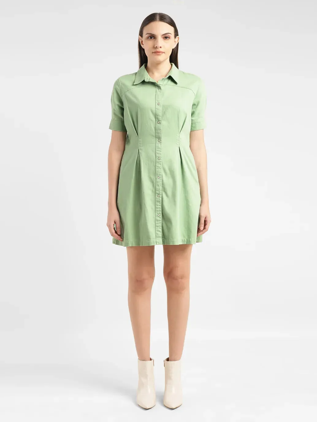 Women's Solid Green Spread Collar Dress